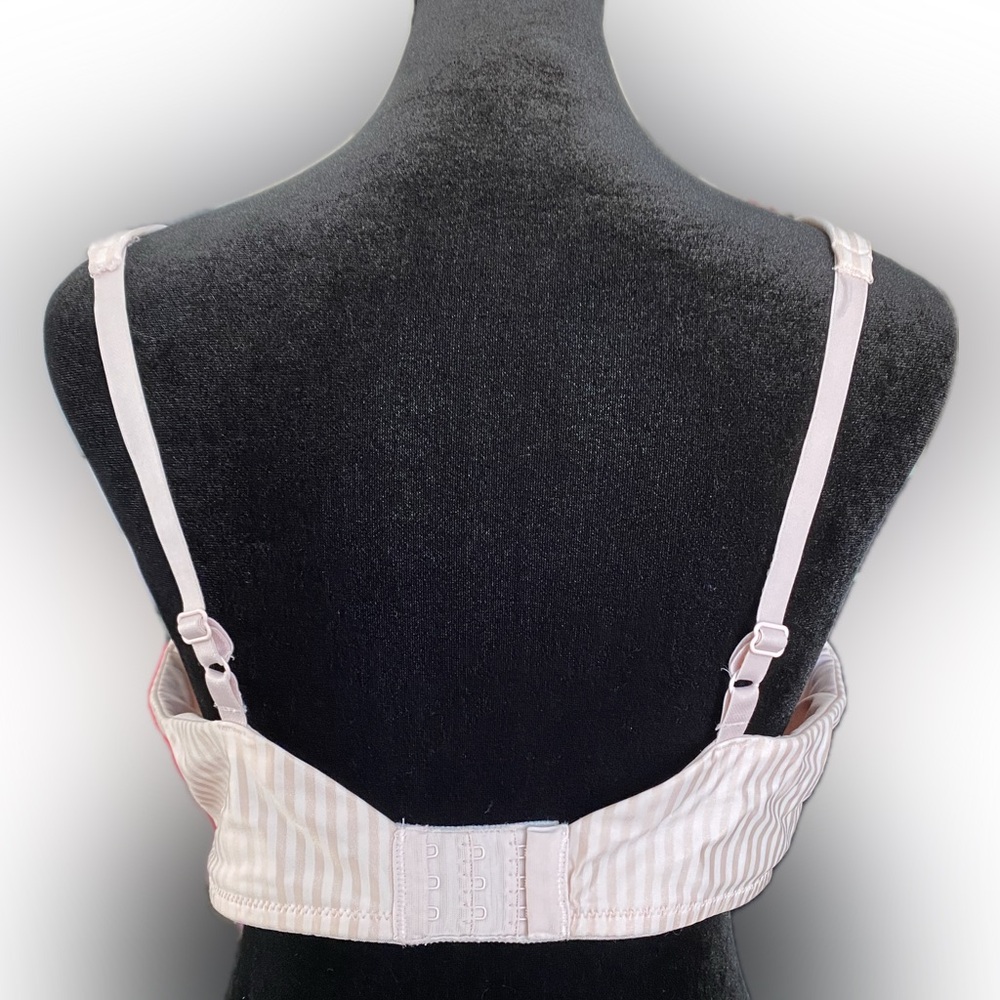 Playtex Satin Wireless Padded Bra - Size 38 B - Picture 2 of 7